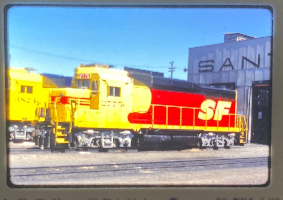 Vintage Slide Santa Fe Gp30U 2775 Carston CA  1988