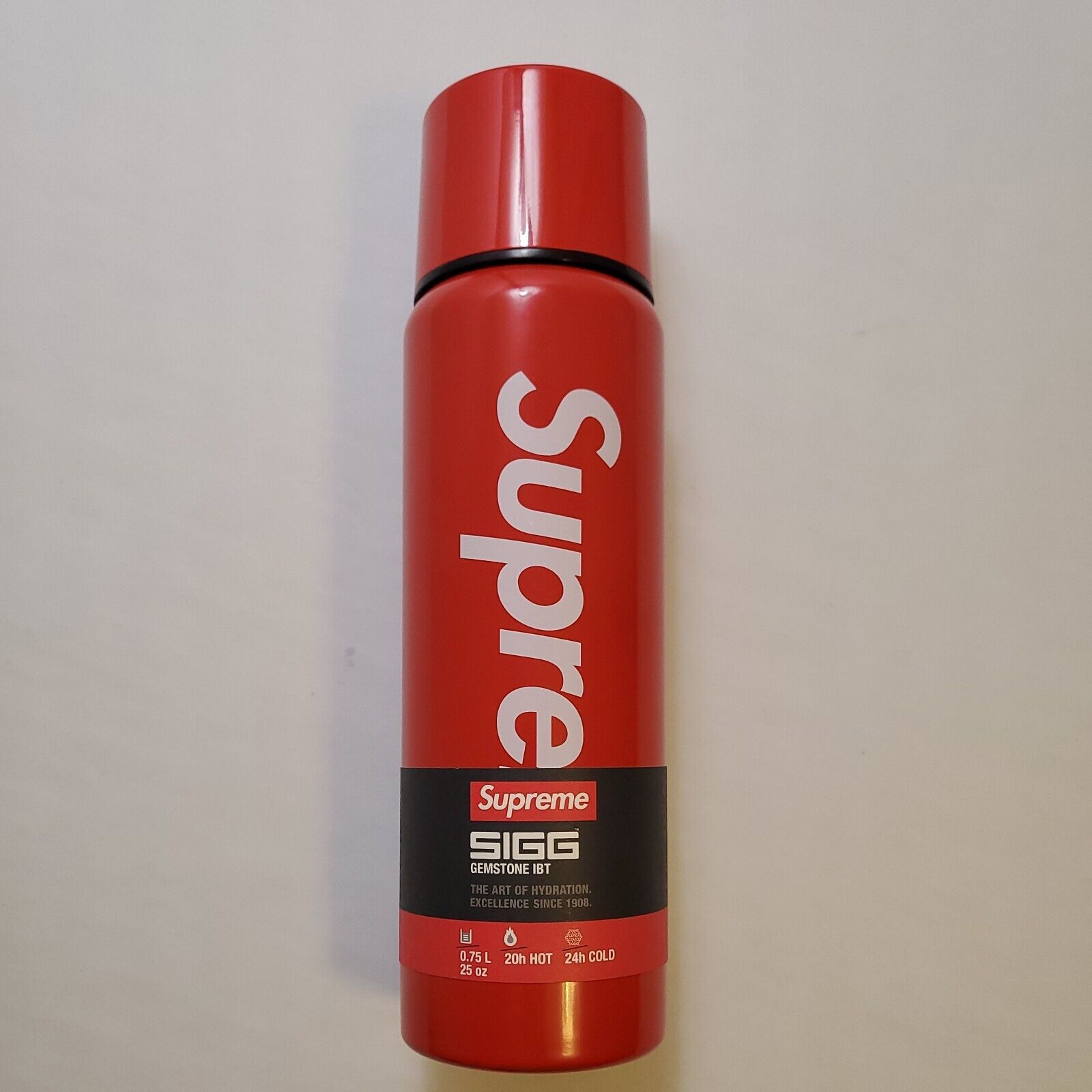 Supreme x Sigg Vacuum Insulated Water Bottle Red Boxout Logo With Cup  FW20 