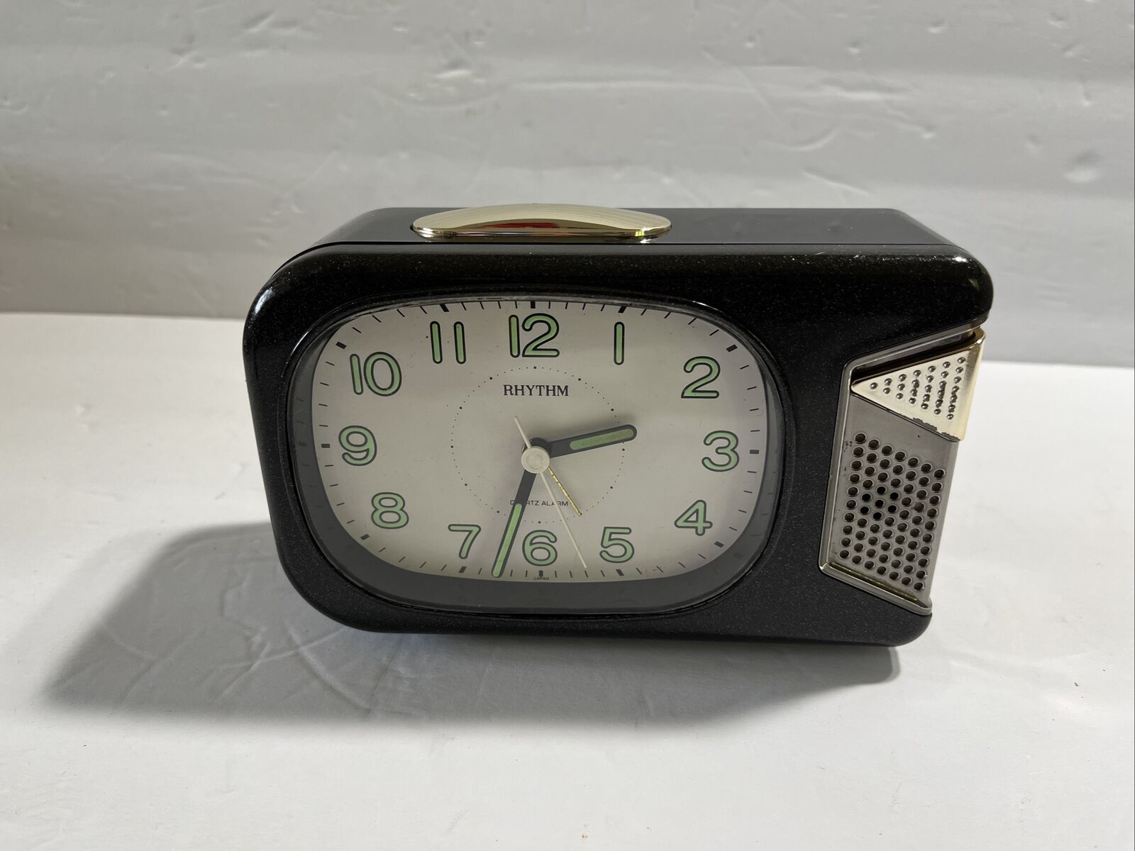 Vintage Rhythm Quartz Alarm Clock Analog Bell Sound Made in Japan Mid century