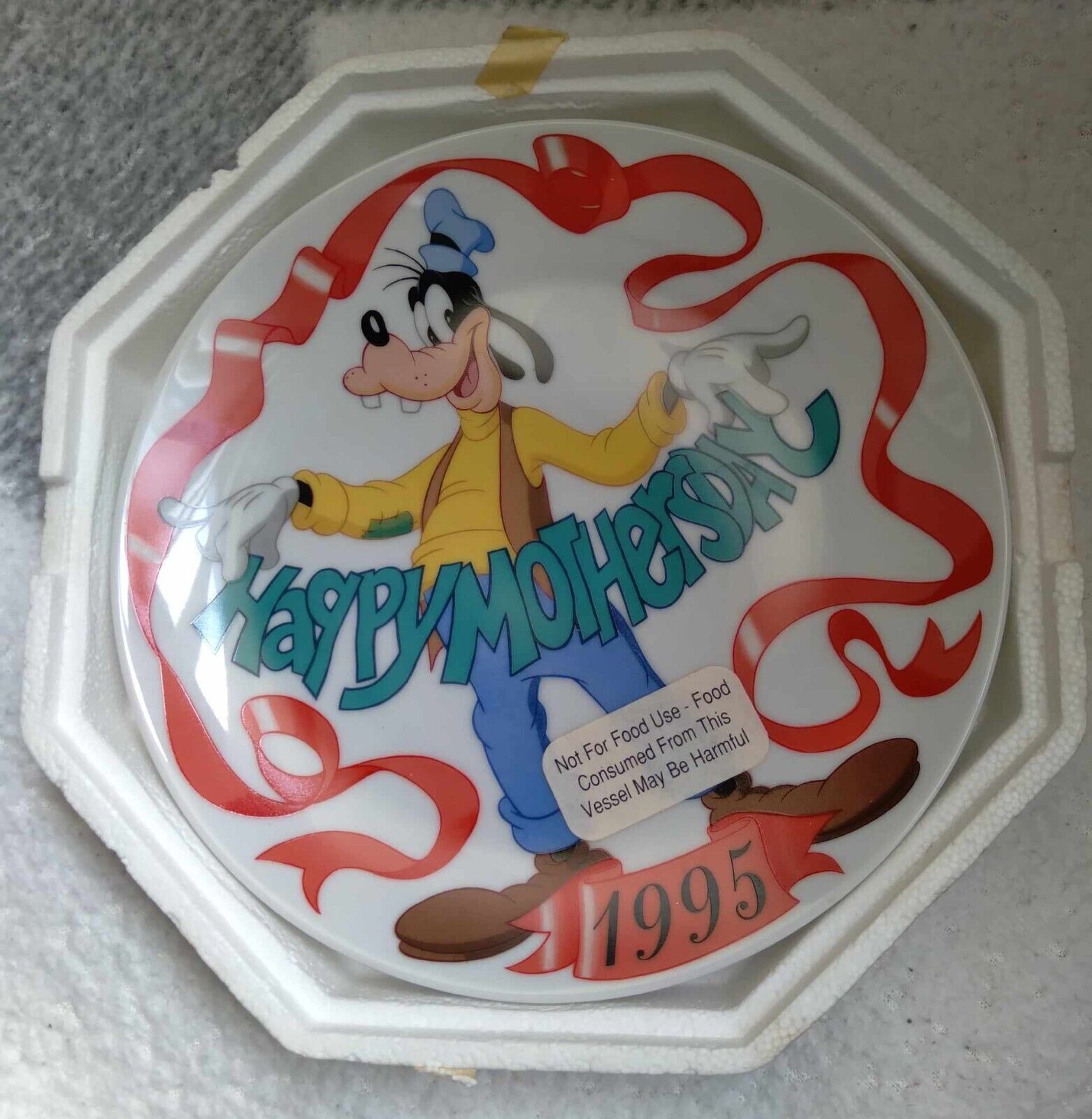 WALT DISNEY GOOFY MOTHERS DAY PLATE 1995 GROLIER COLLECTABLES