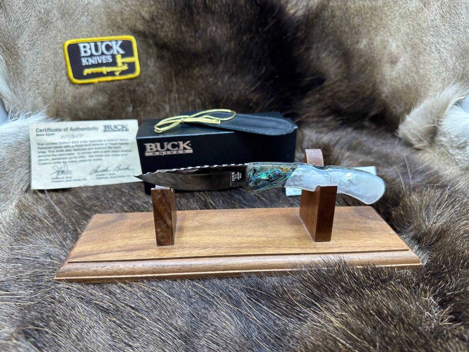 Buck 532PUSPP-B Lt. Edt. Pearl & Paua Knife Only 250 Mint In Box Rare SN# 011