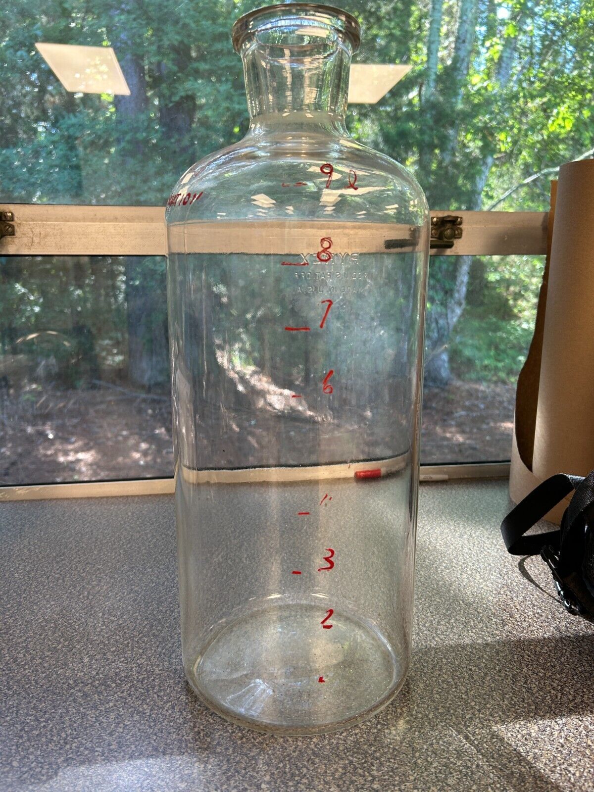 Vintage 9 liter Pyrex glass Chemistry jug