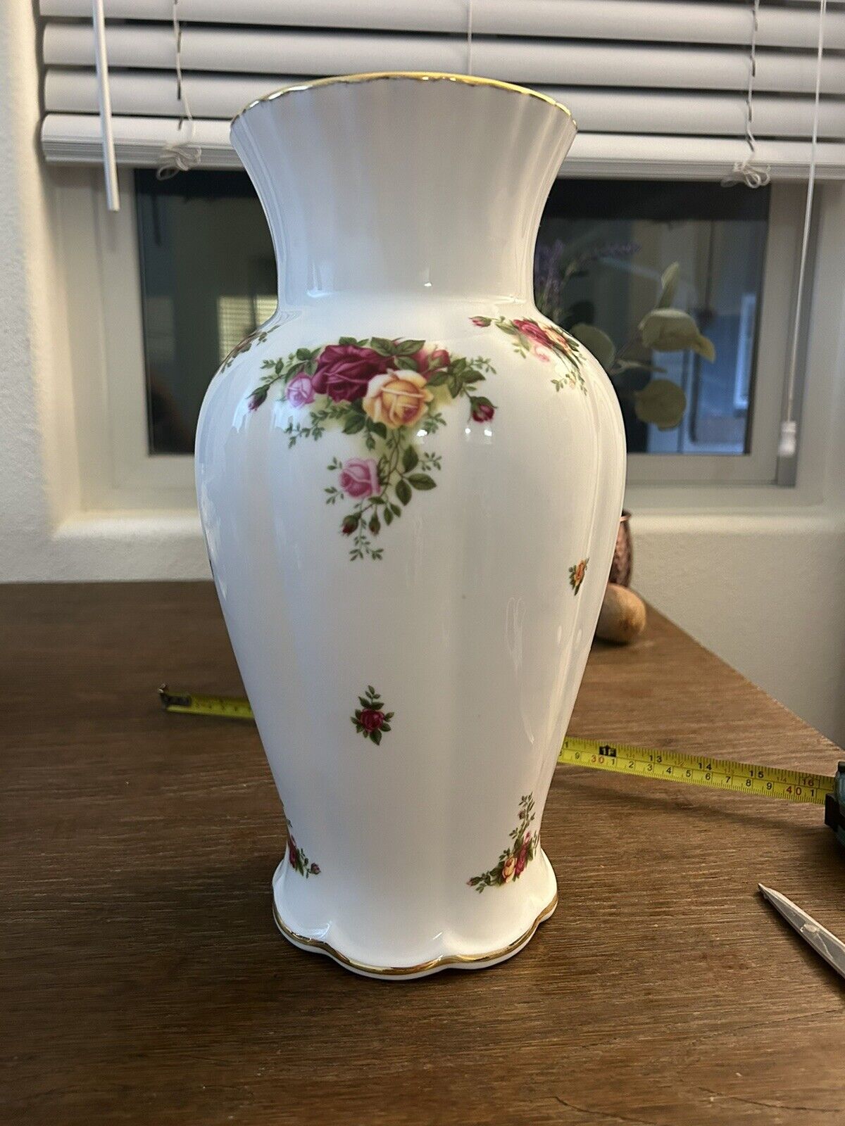 Royal Albert, 'Old Country Roses' Bone China Vase 12 Inches Tall Good Condition