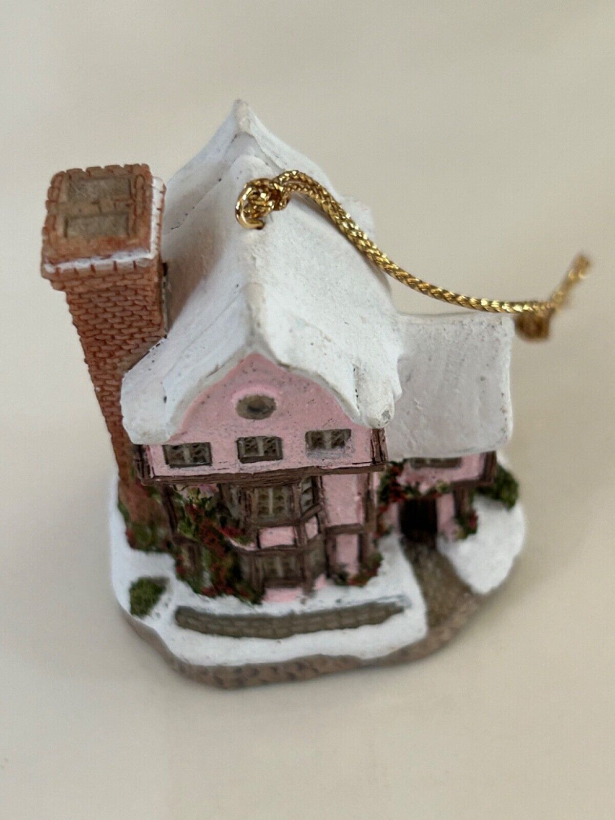 David Winter Cottages Christmas Ornaments Suffolk House, Pre-Owned