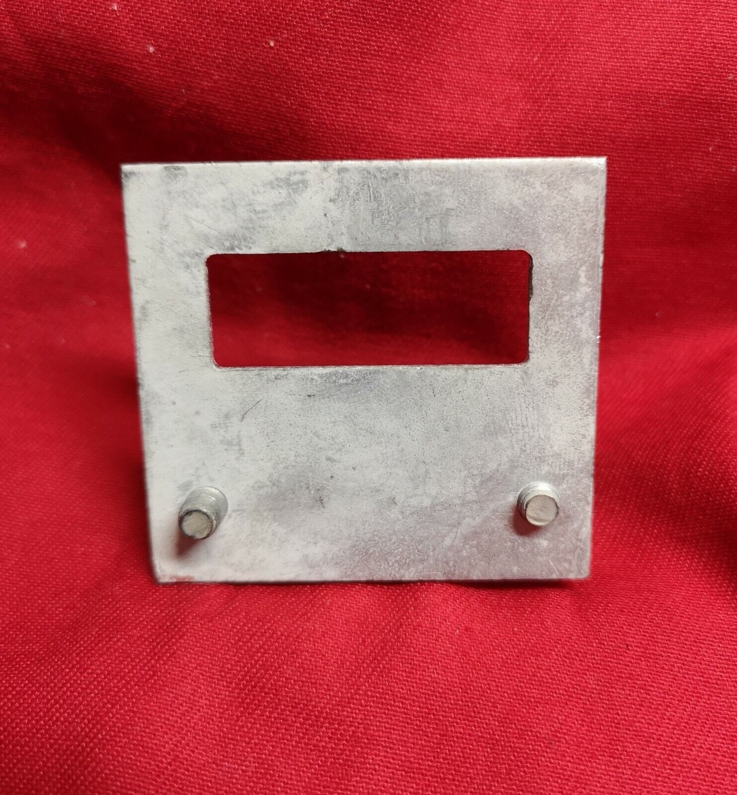 AMI  Jukebox - F-120 Cash Box Lock Plate 