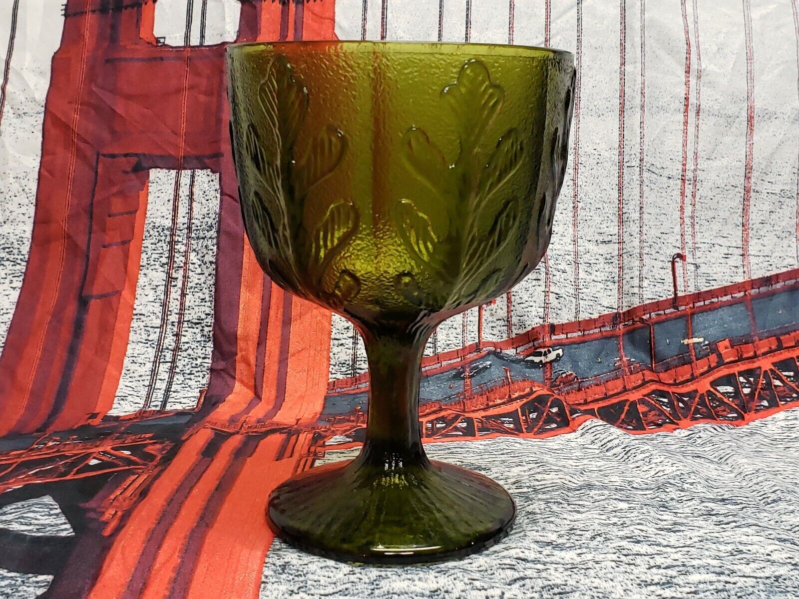 UNHOLY GLASS GRAIL UNNATURALLY GREEN WITH SACRED OAK LEAVES VINTAGE MUST HAVE