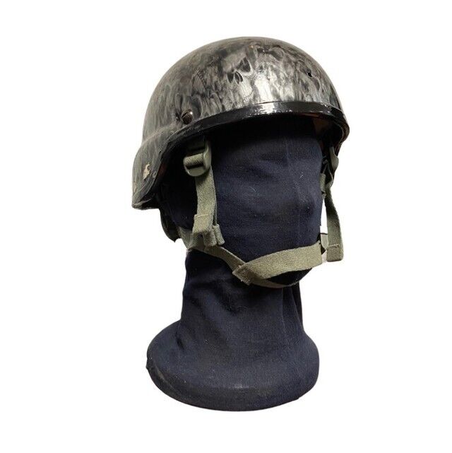 Custom U.S. Armed Forces Helmet - Grey Skulls