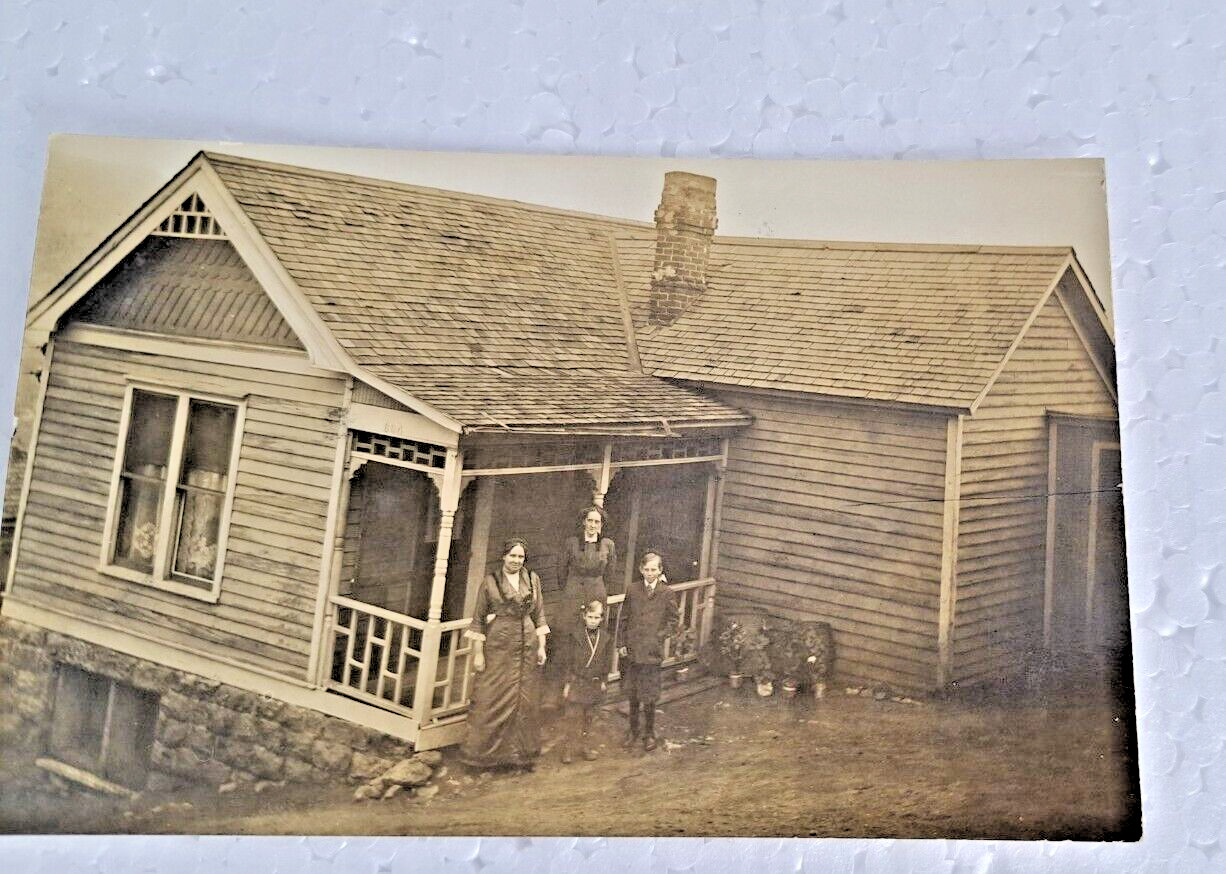 RPPC Real Photo Postcard Unposted Early 1900's Family Gathered In Front of House