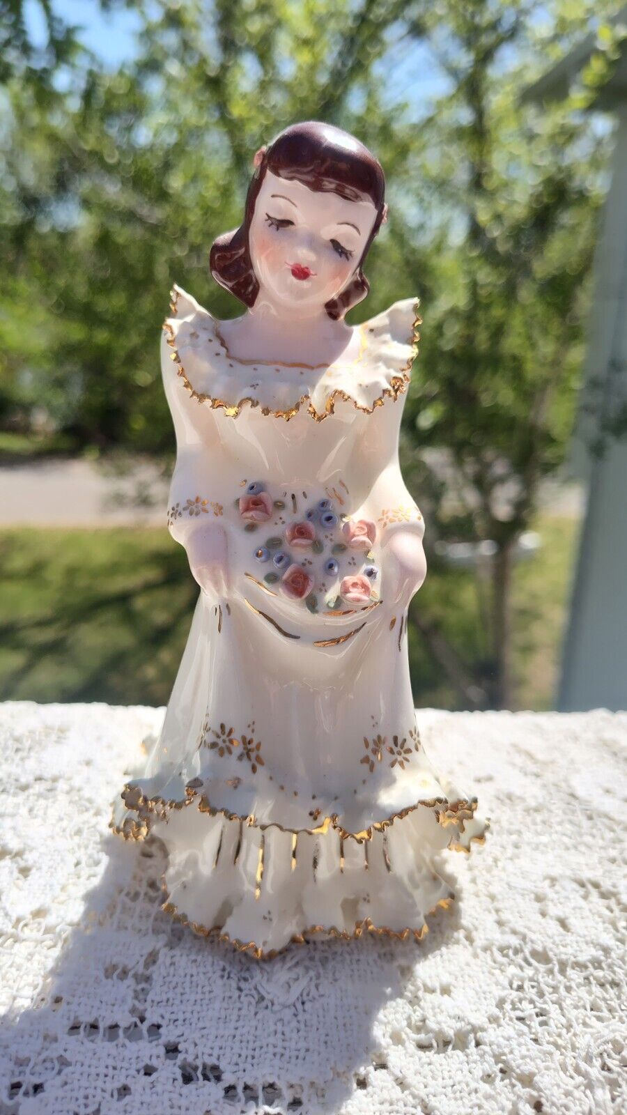 Vtg Florence Ceramic Uncommon Lady in White Lace Dress and Pink Rose 22 k 