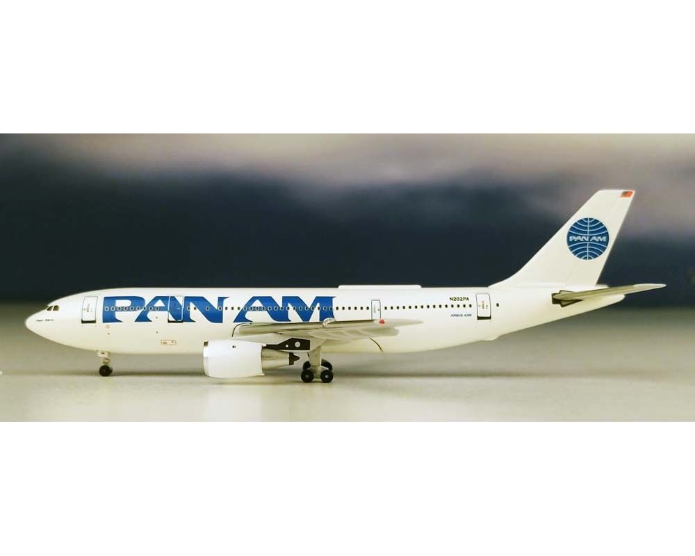 Aeroclassics Pan Am Airbus A300 Boston N209PA Diecast 1/400 Jet Model Airplane