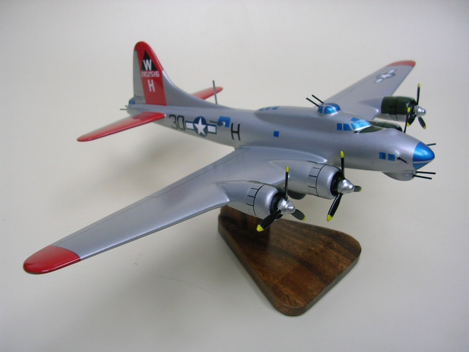B-17 Flying Fortress B17 Airplane Desk Wood Model Aluminum New