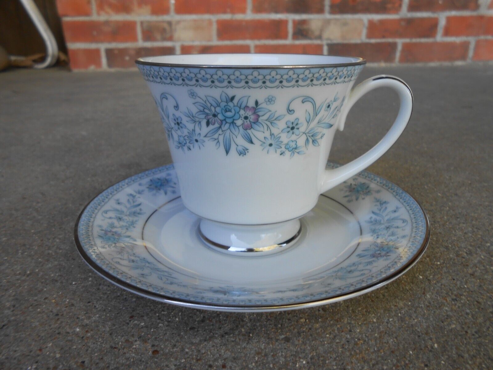 Noritake Contemporary  BLUE HILL   COFFEE CUP and  SAUCER  Japan 2482