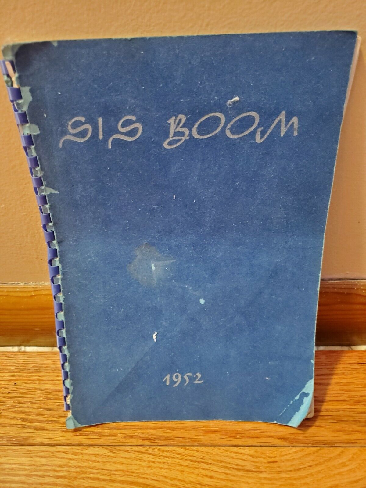 Vintage 1952 S.I.S. Boom Yearbook