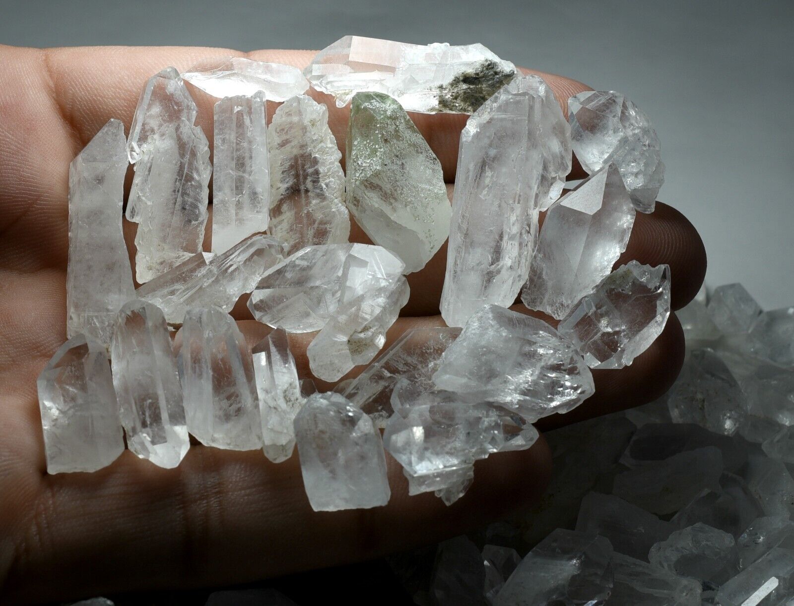 500 GM Full Terminated Transparent Natural Faden Quartz Crystals Specimen Lot