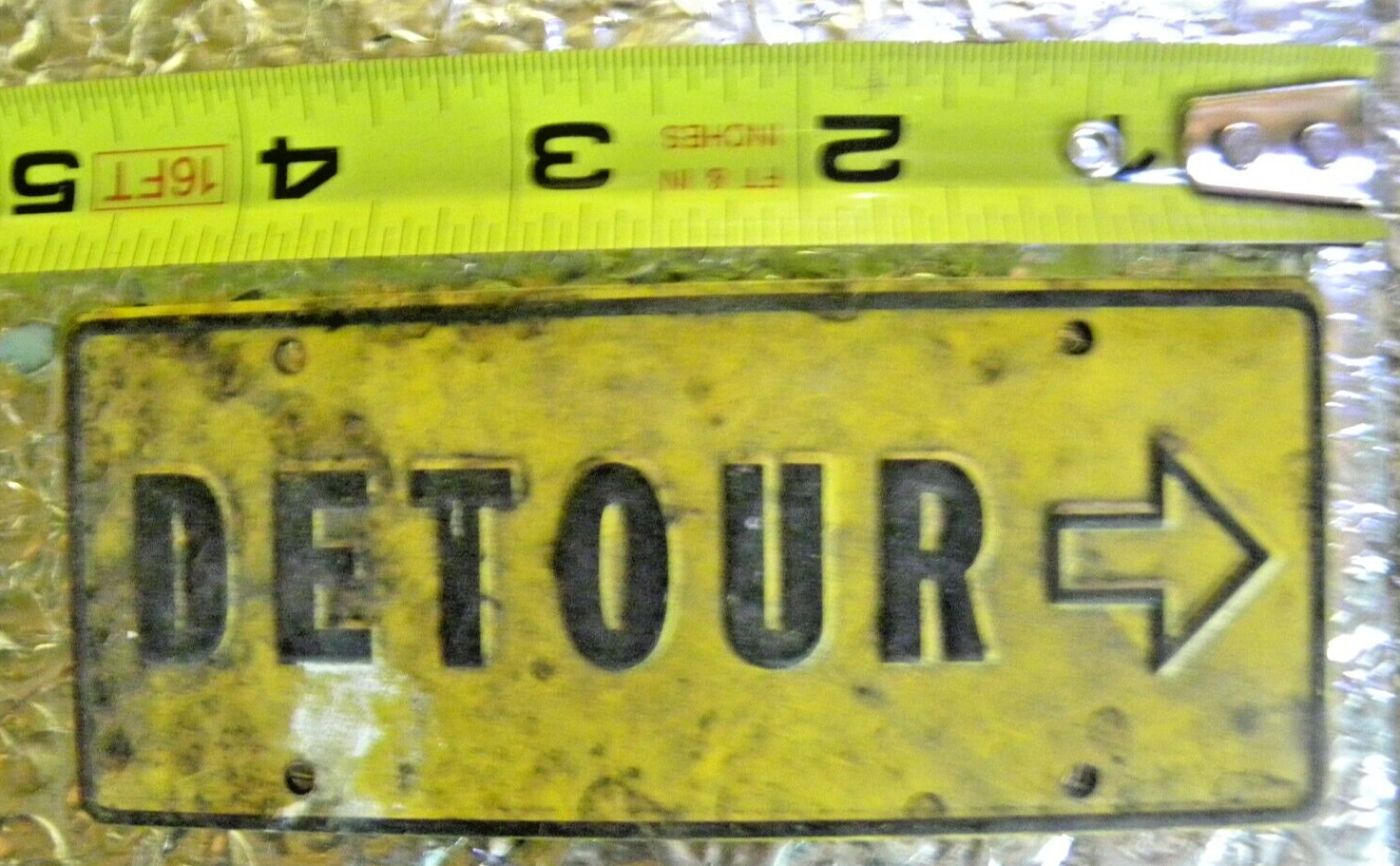 Small Tin Metal Vintage Detour Yellow/Black Sign Licence Plate