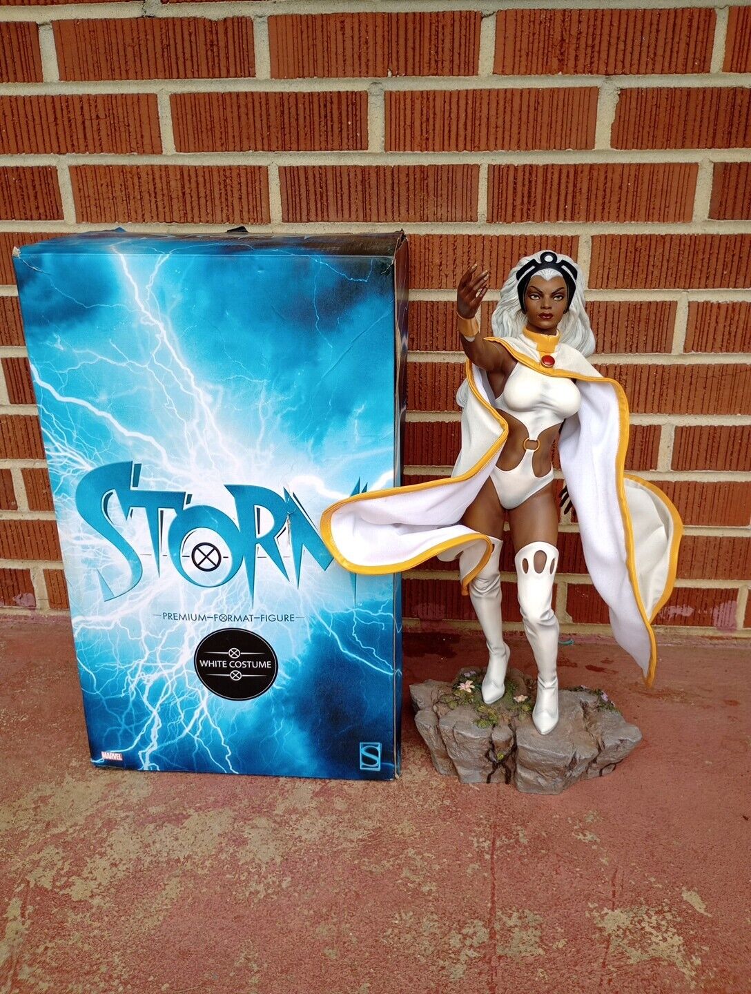 Sideshow Collectibles Storm Premium Format Figure*Marvel 100/150
