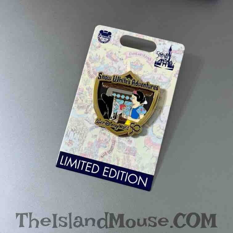 Rare Disney LE 2000 WDW Snow Whites Adventure Attraction Crests Pin (N1:145016)