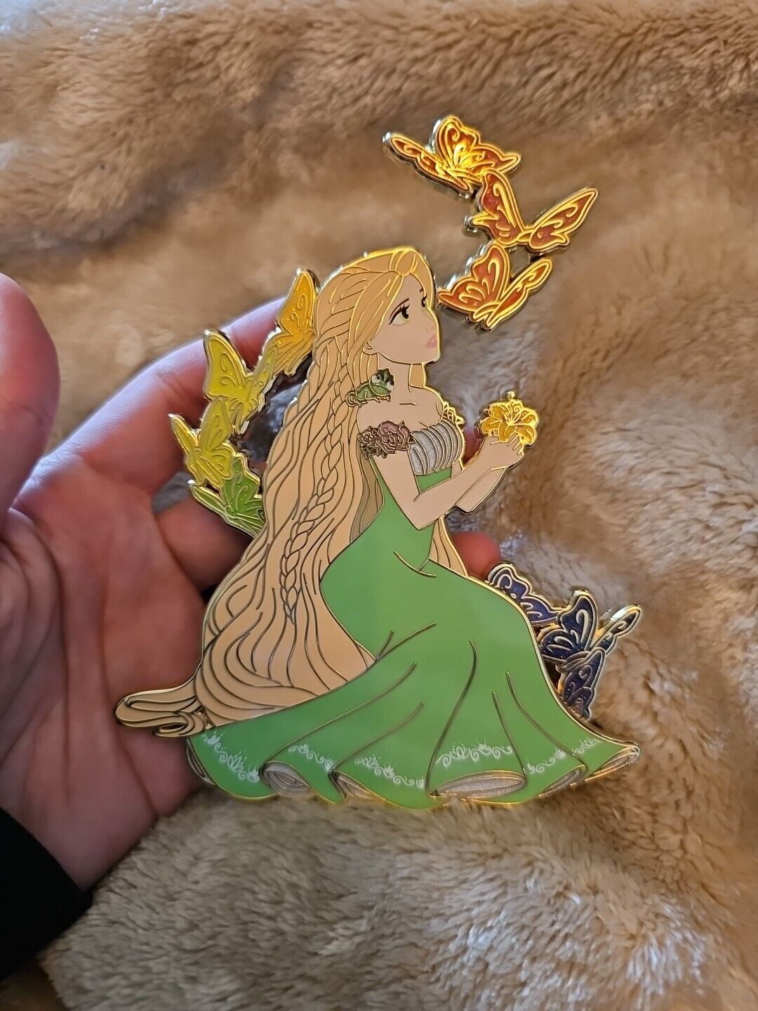 Rapunzel Fantasy Pin