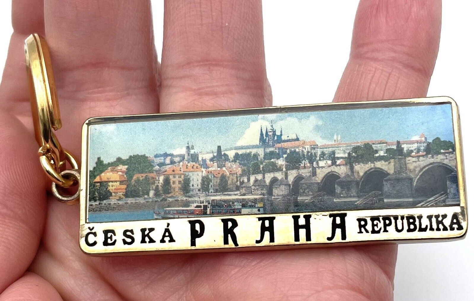 CESKA PRAHA REPUBLIKA Keychain Key Fob Collectible Souvenir Czech Republic