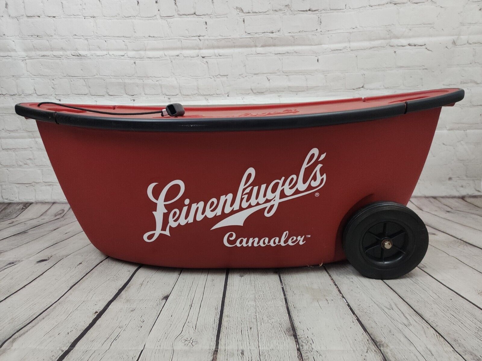 Leinenkugel’s Canoe Beer Cooler Canooler Wheeled Drink Ice Chest 36\