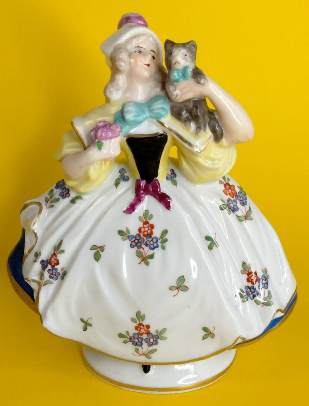 Antique Ernst Bohne Sohne Rudolstadt Volkstadt Ceramic Girl & Kitten Figurine