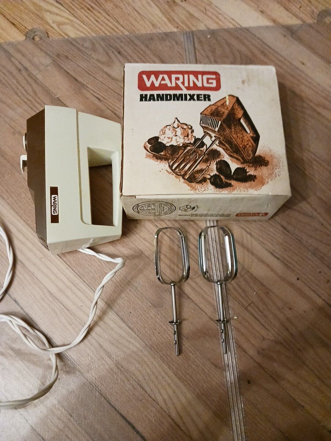 Vintage Waring Hand Mixer Almond New old Stock Ugly Box But New