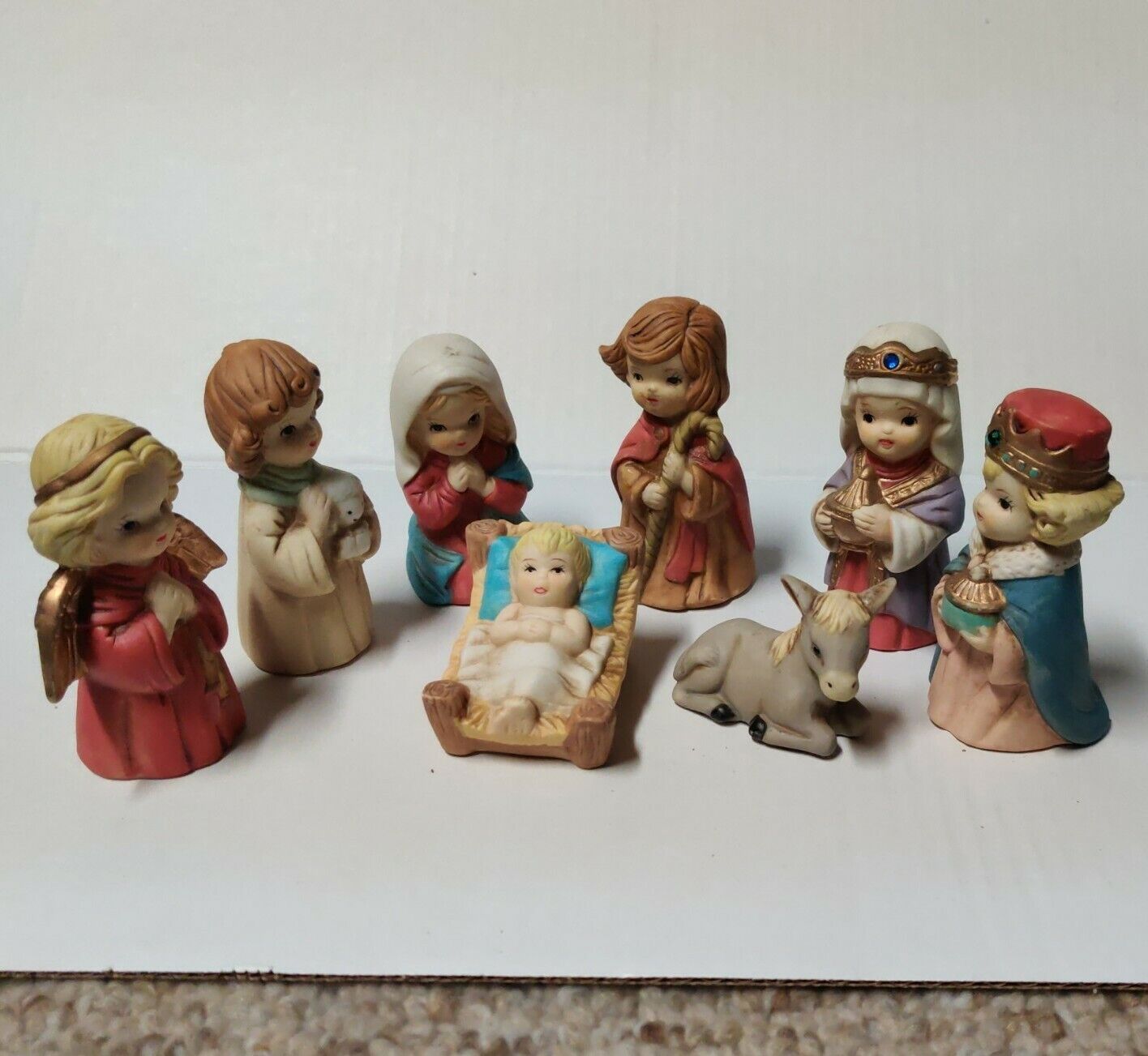 Vtg (8 Pc) Nativity Scene Mary Joseph Angel King Baby Jesus Ceramic 3.5\