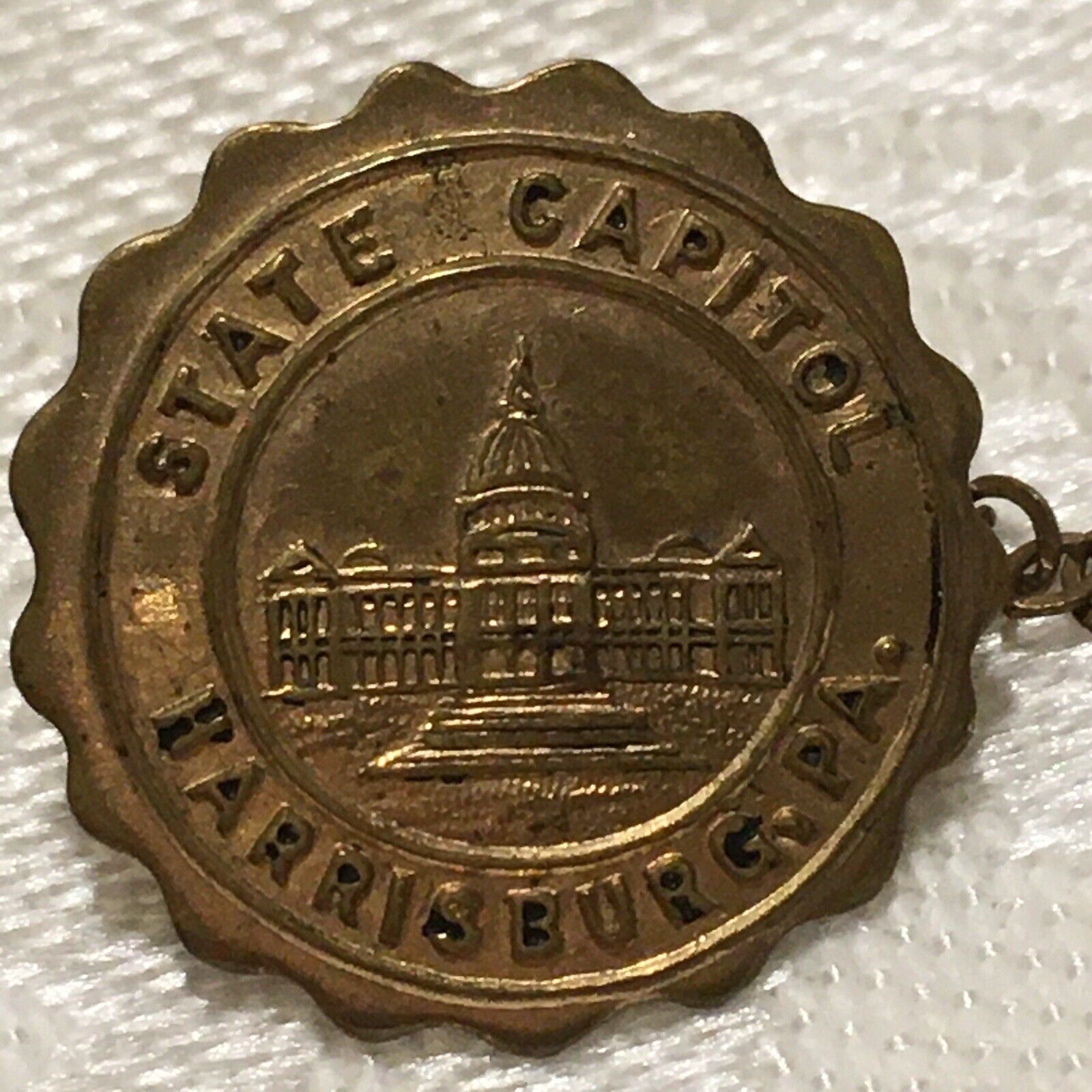 Antique Vintage Old State Capital Harrisburg PA Pin Chain 41 Key C Clasp