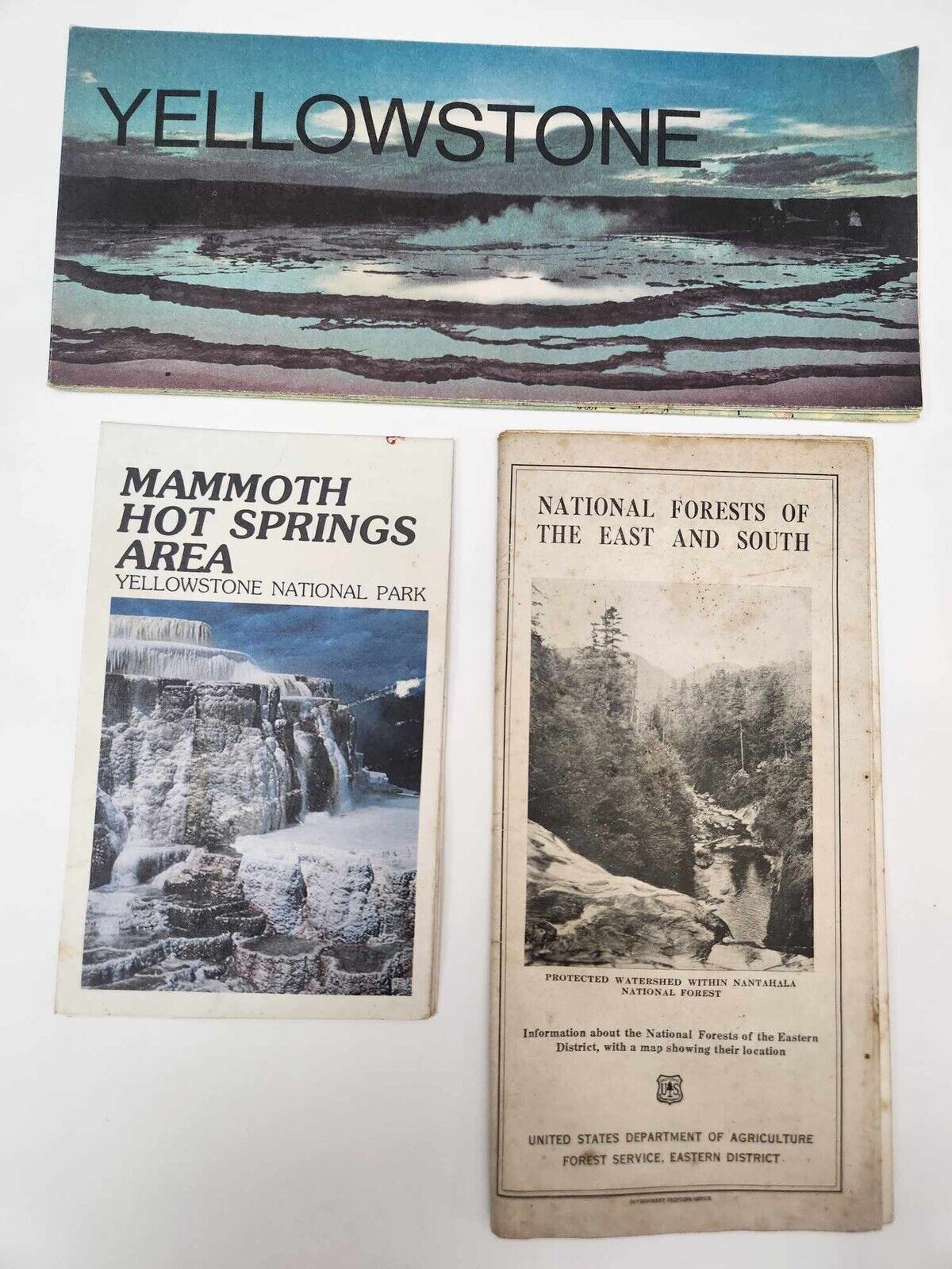 Vintage Mammoth Hot Springs Yellowstone and 1926 National Forests Map of US