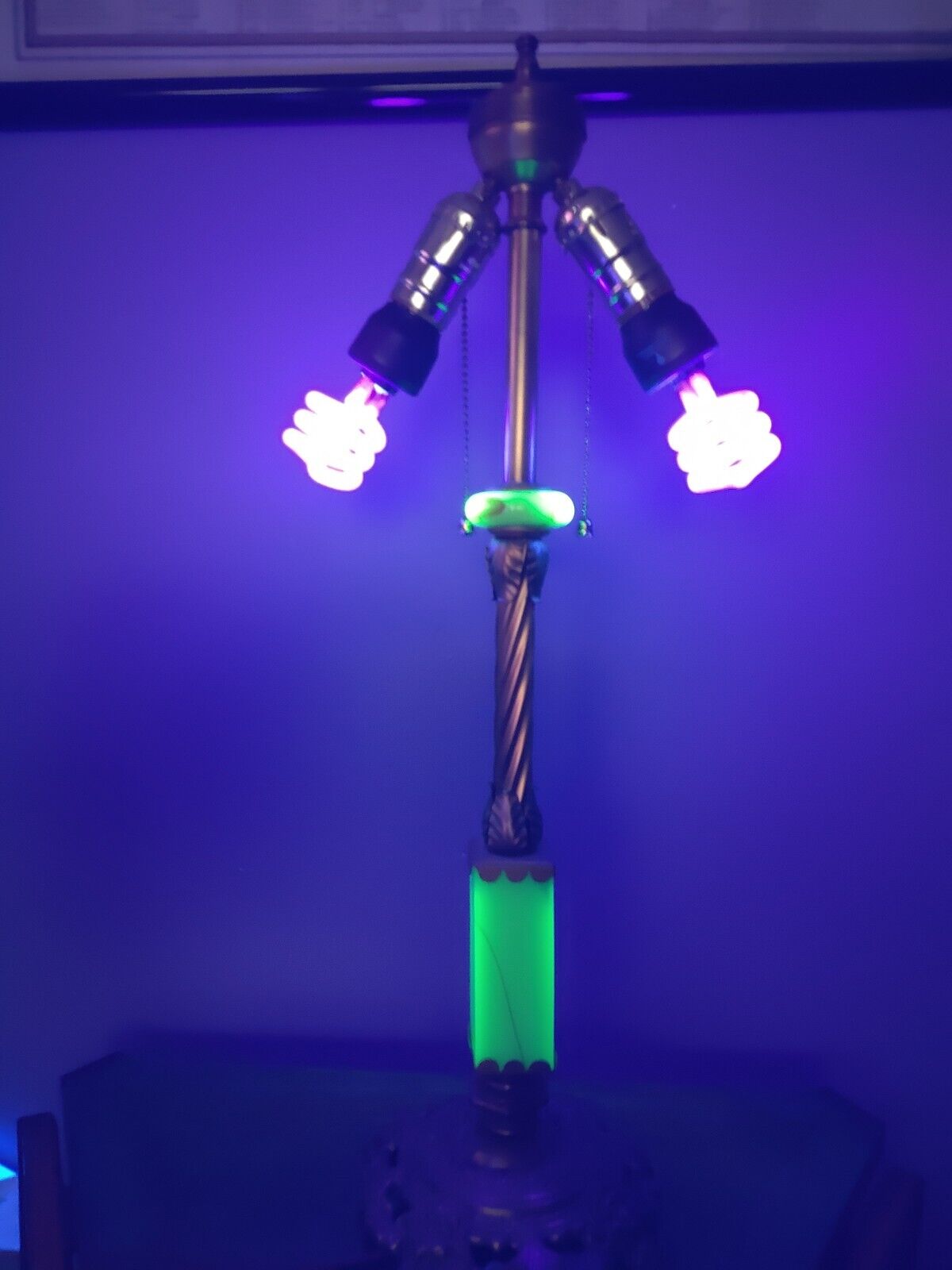 Antique Art Nouveau Lamp With Jadeite/Uranium Glass Spacers, Rewired