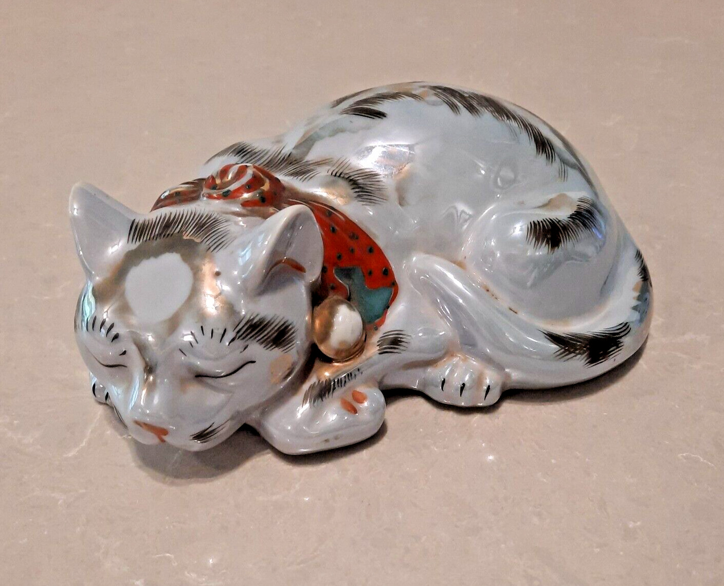 Beautiful Hand Painted Blue Sleeping Cat Figurine Japanese Collectible Marked