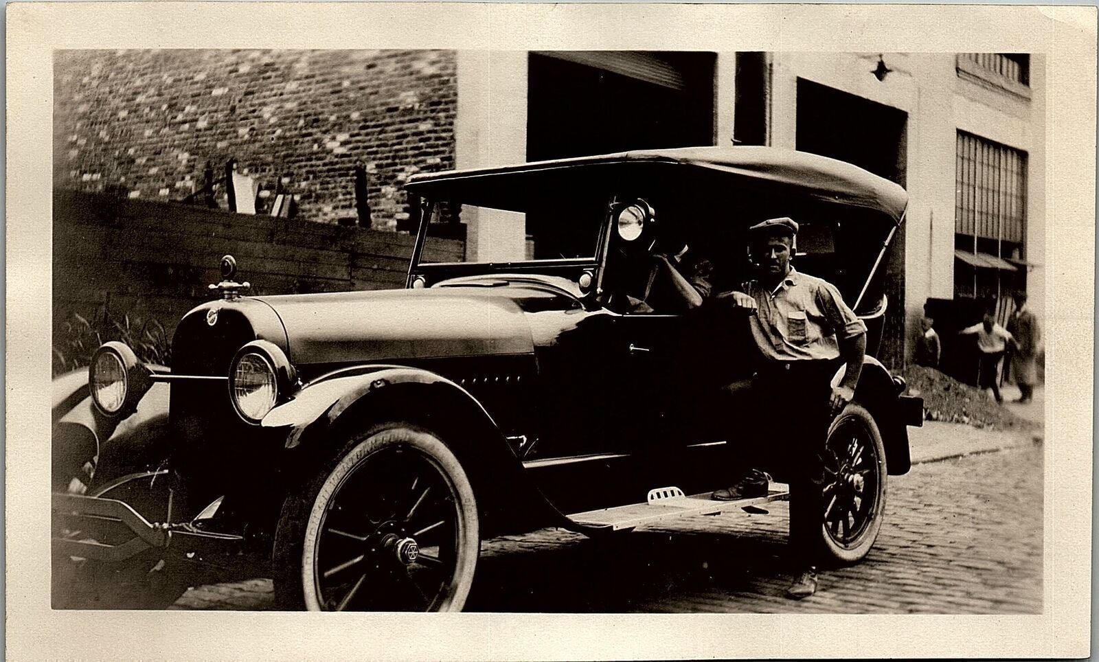 c1920 WINTON 6-CYL TOURING FACTORY/DEALERSHIP MECHANIC REAL PHOTOGRAPH 34-42