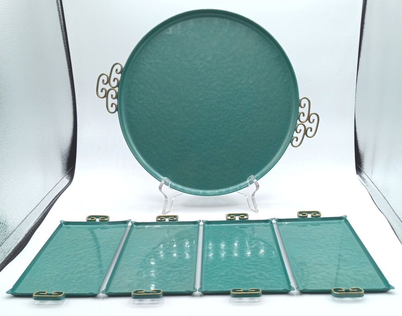 Vintage MCM 1950s 1960s Moire Kyes Green/Gold Round and Rectangular Tray Set 5