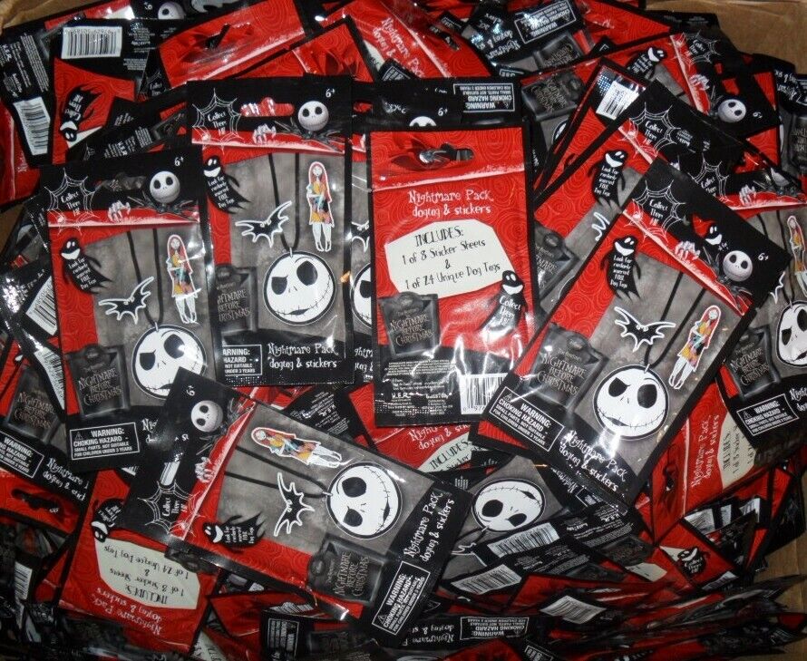 NIGHTMARE BEFORE CHRISTMAS DOG TAG\'S LOT OF 100 PACKS NEW SEALED L@@K WOW
