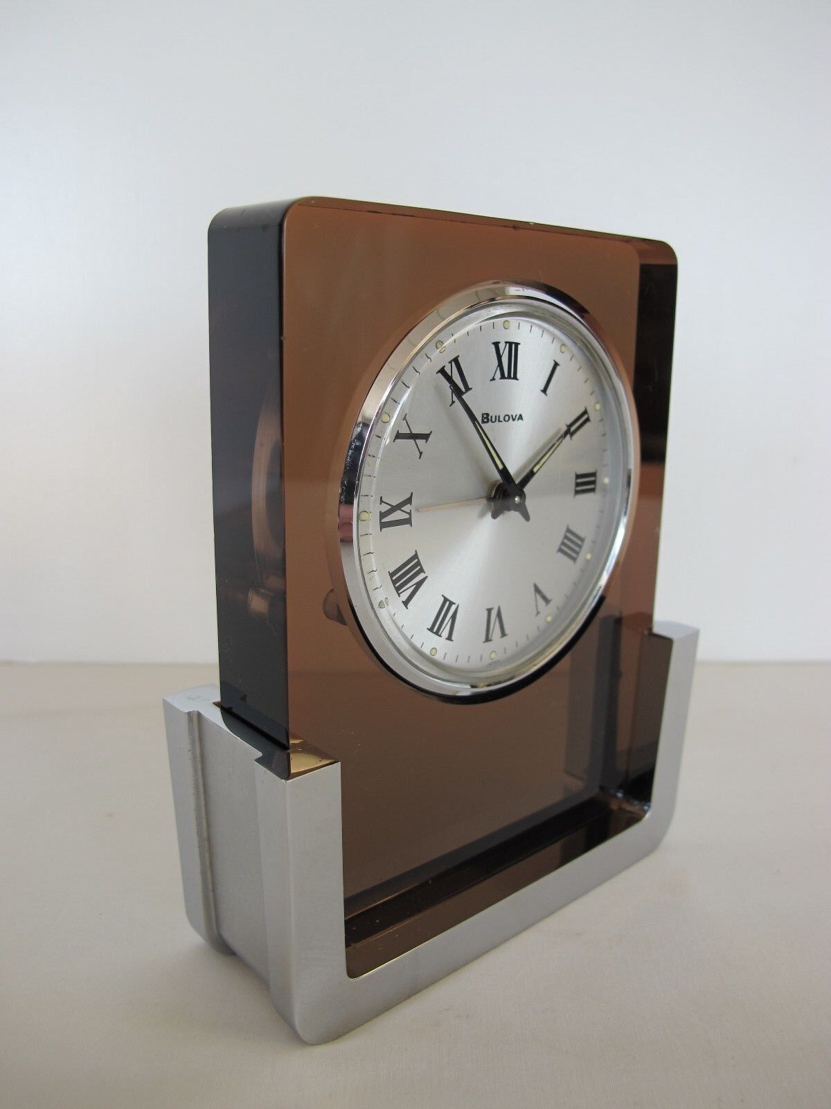 Vintage Rare Mid Century Bulova 2RA007 Wind Up Alarm Clock Acrylic Lucite Chrome