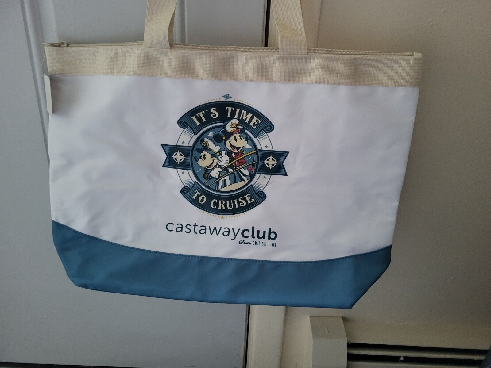 DISNEY CRUISE LINE CASTAWAY CLUB BEACHBAG BRAND NEW