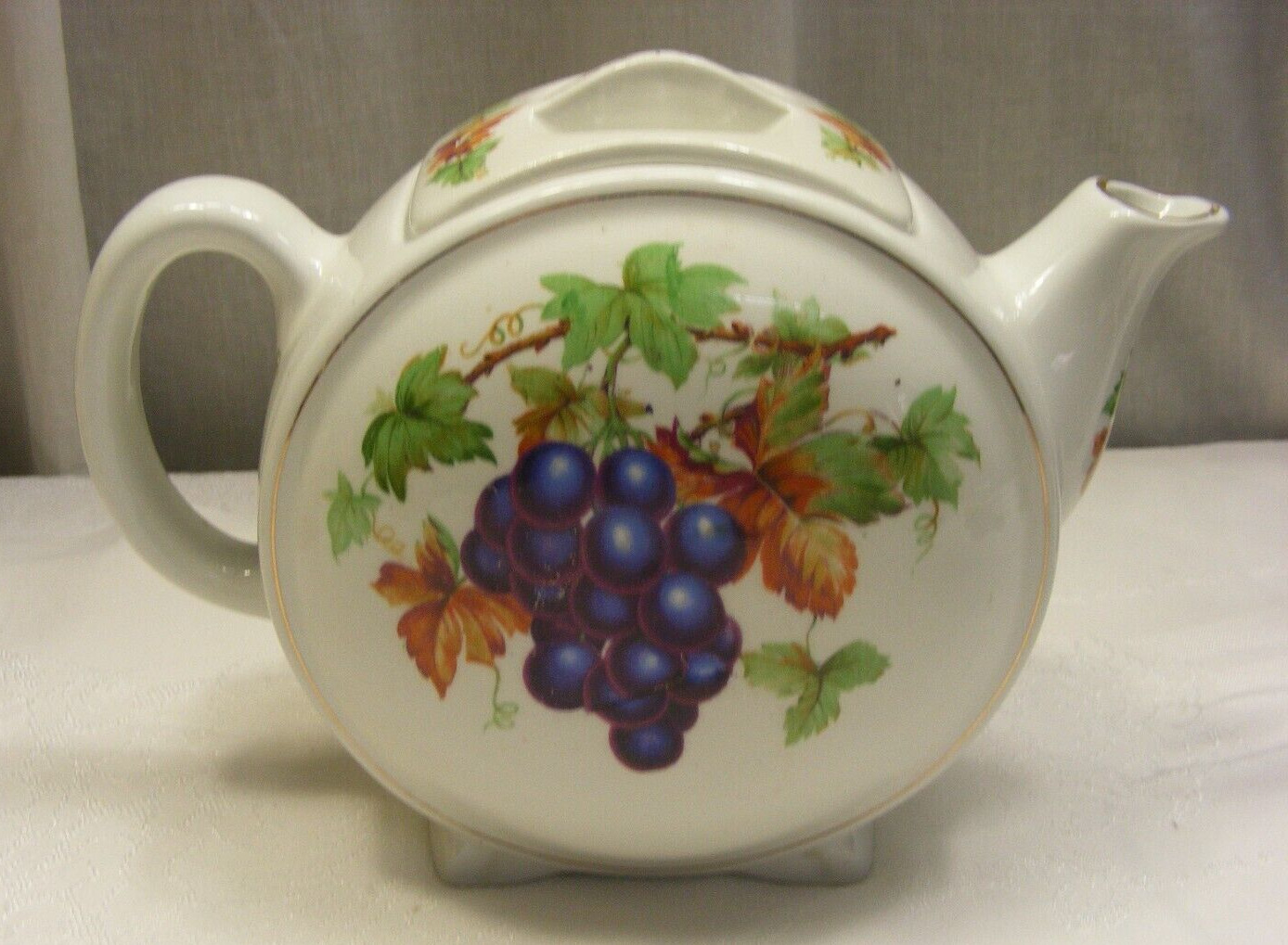 Vintage Maling Ware Porcelain Tea Pot Ringtons Ltd New Castle On-Tyne 4-south