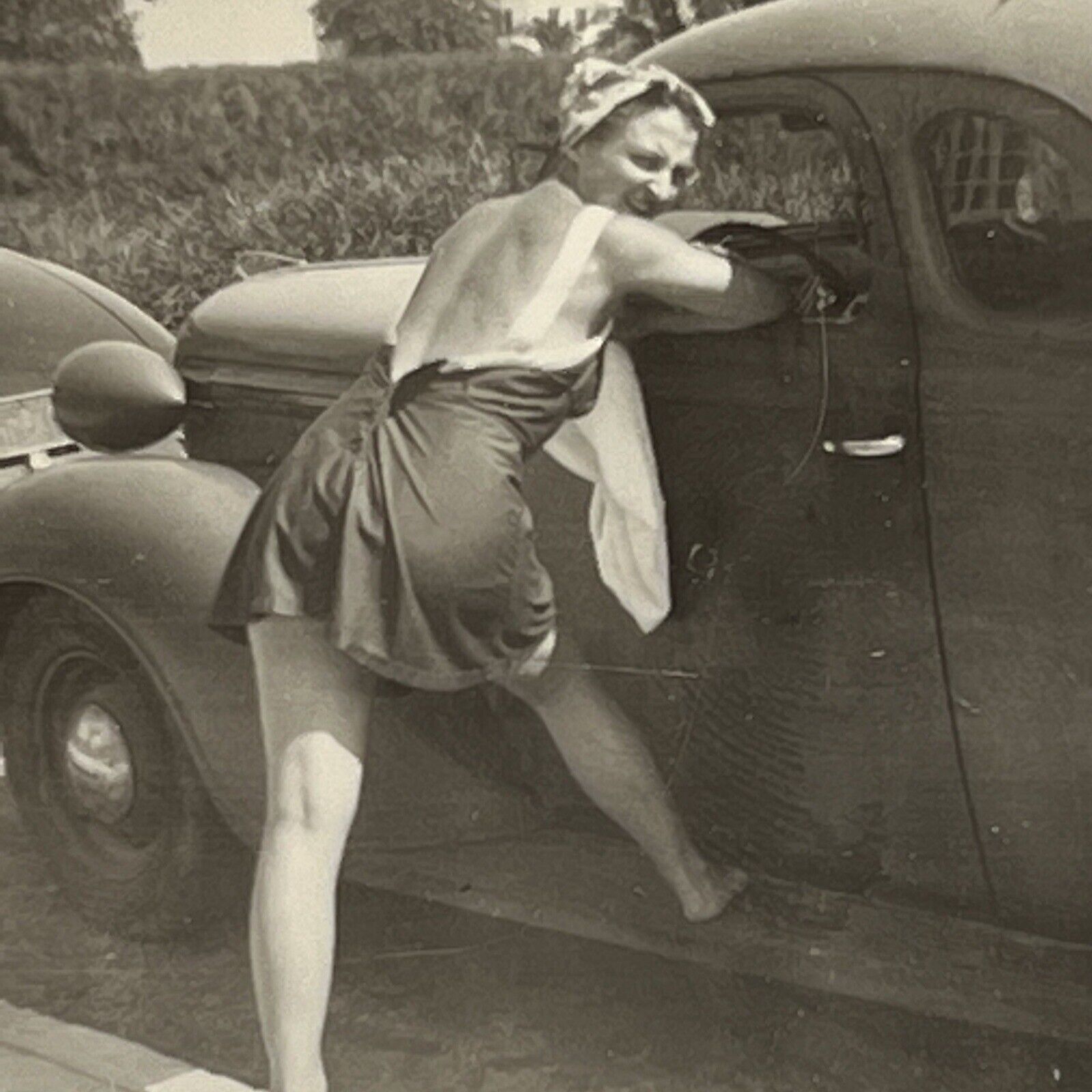 Vintage Snapshot Photograph Beautiful Shapely Young Woman Leaning In Car