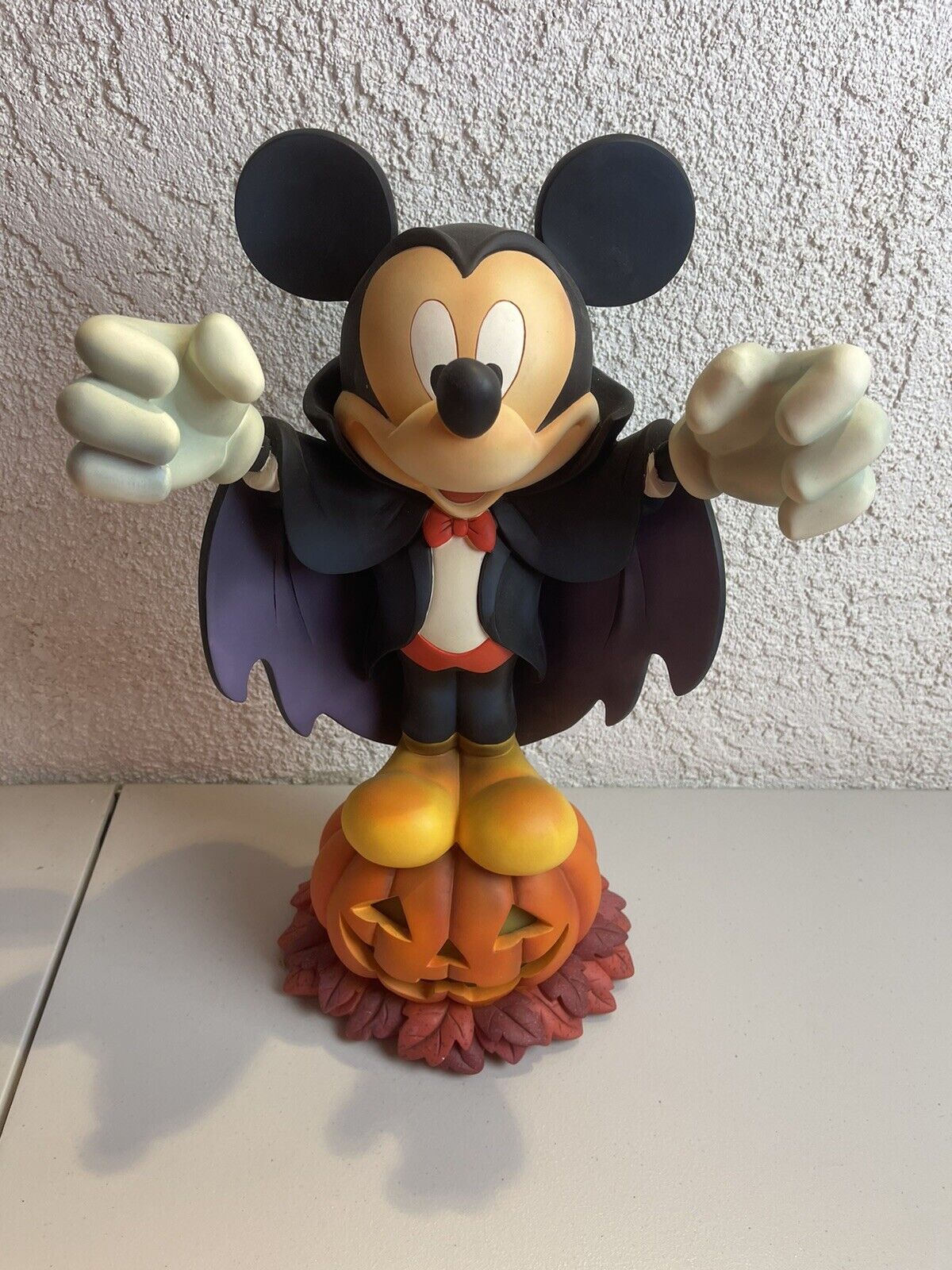 Disney Store Halloween Mickey Mouse Vampire Light Up Figure Dracula In Box