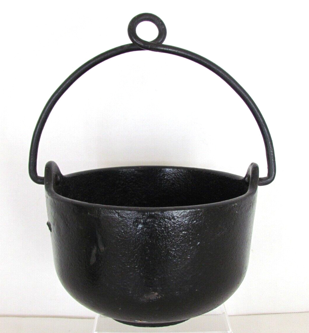 VINTAGE CAST IRON CAULDRON SMELTING POT MARKED BELL SYSTEM WITH PIGTAIL HANDLE.