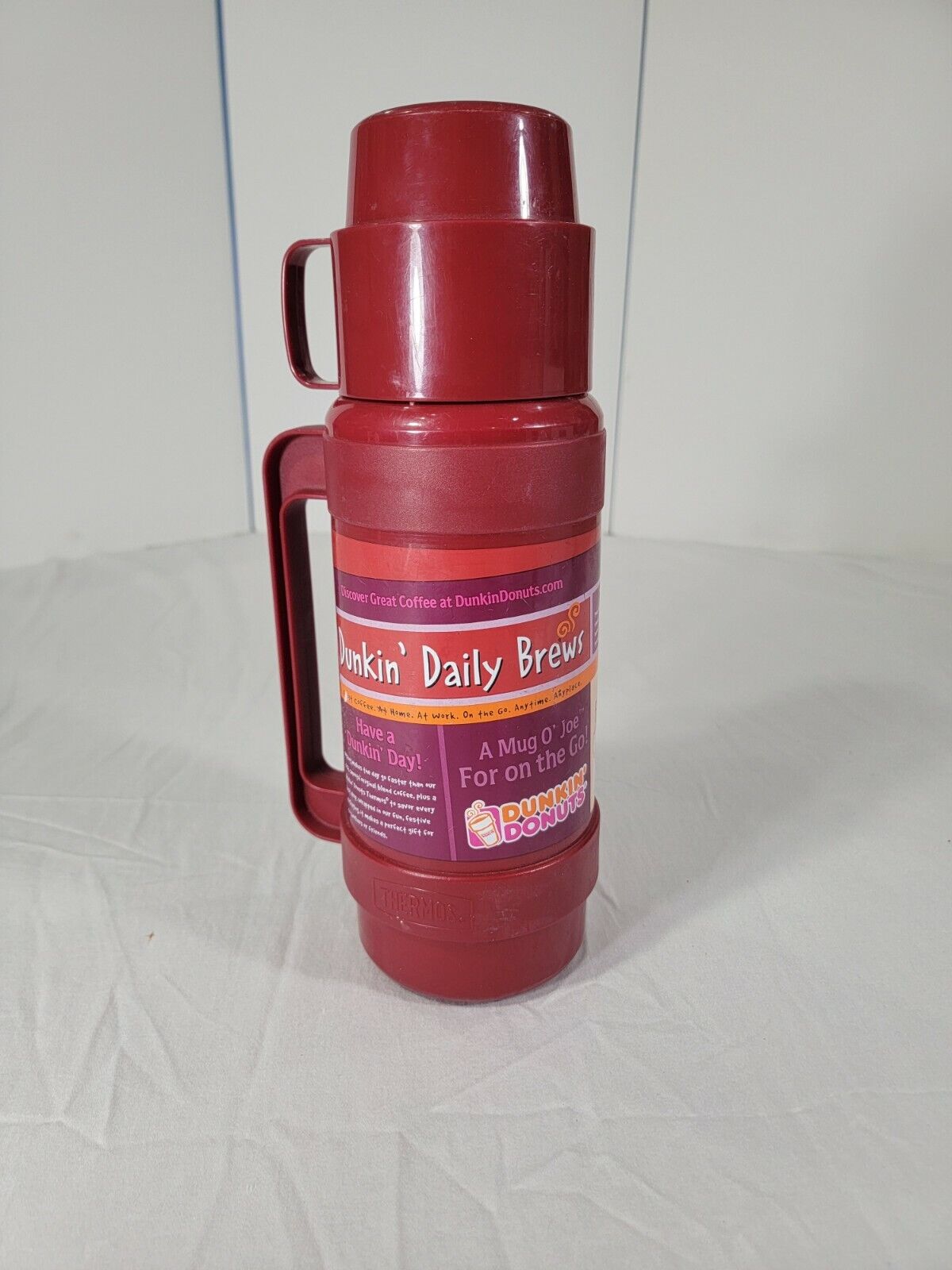 Vintage Dunkin\' Donuts 32 oz.Thermos With Cup Dunkin Daily Red 3pcs