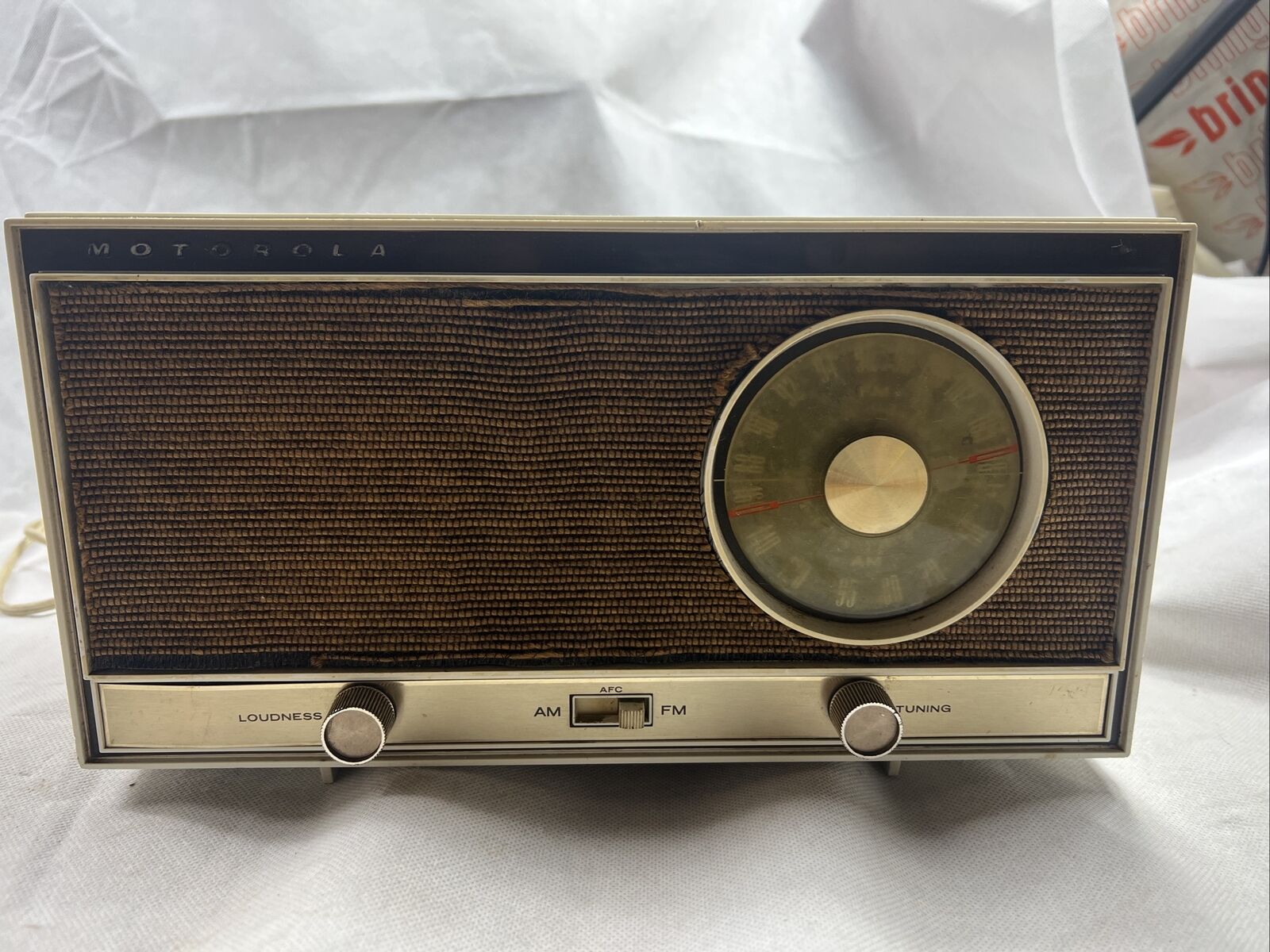 Motorola BT16BH 4383 Tube Radio Vintage Rare