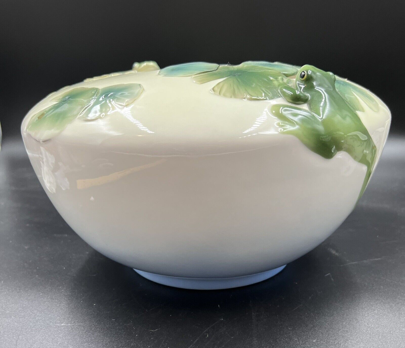 Franz Porcelain Amphibia Frog and Lily Pad Large 3-D Centerpiece Bowl Vase EUC