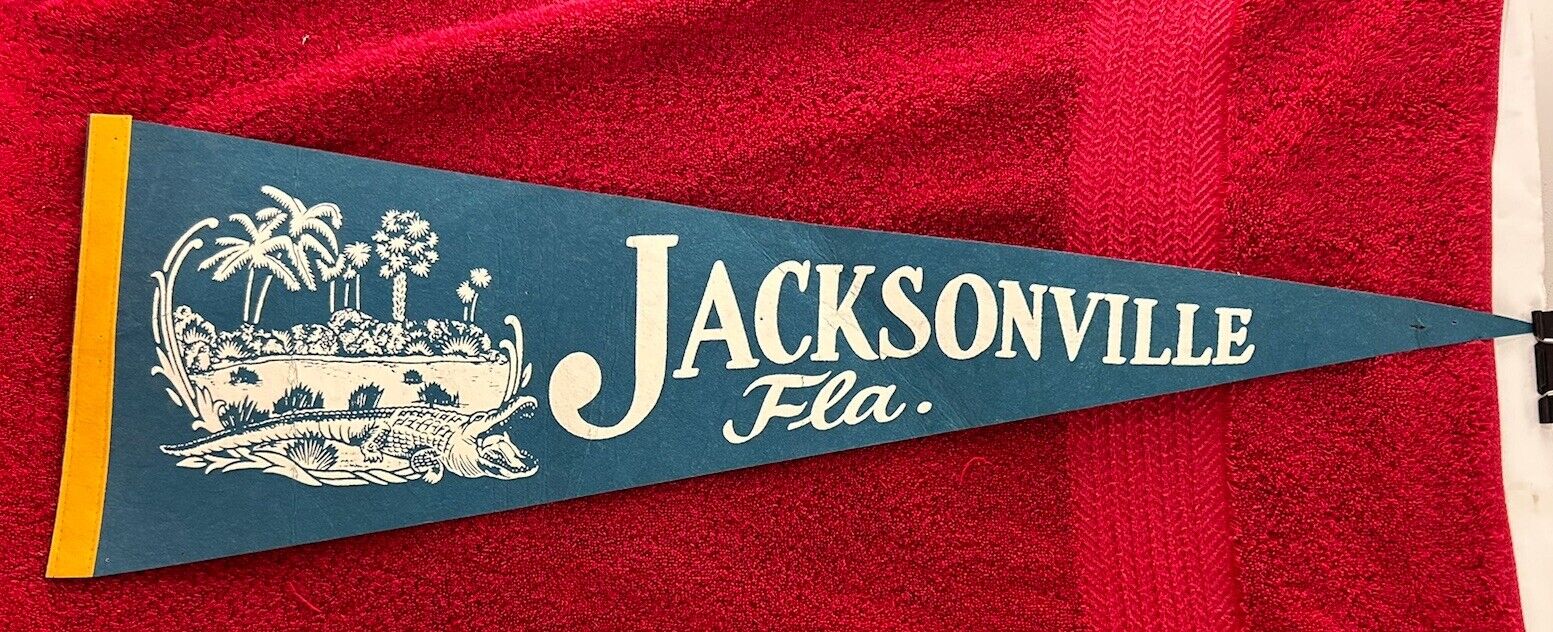 Vintage Felt Pennant 27” Banner Flag Jacksonville Fla. Florida Alligator
