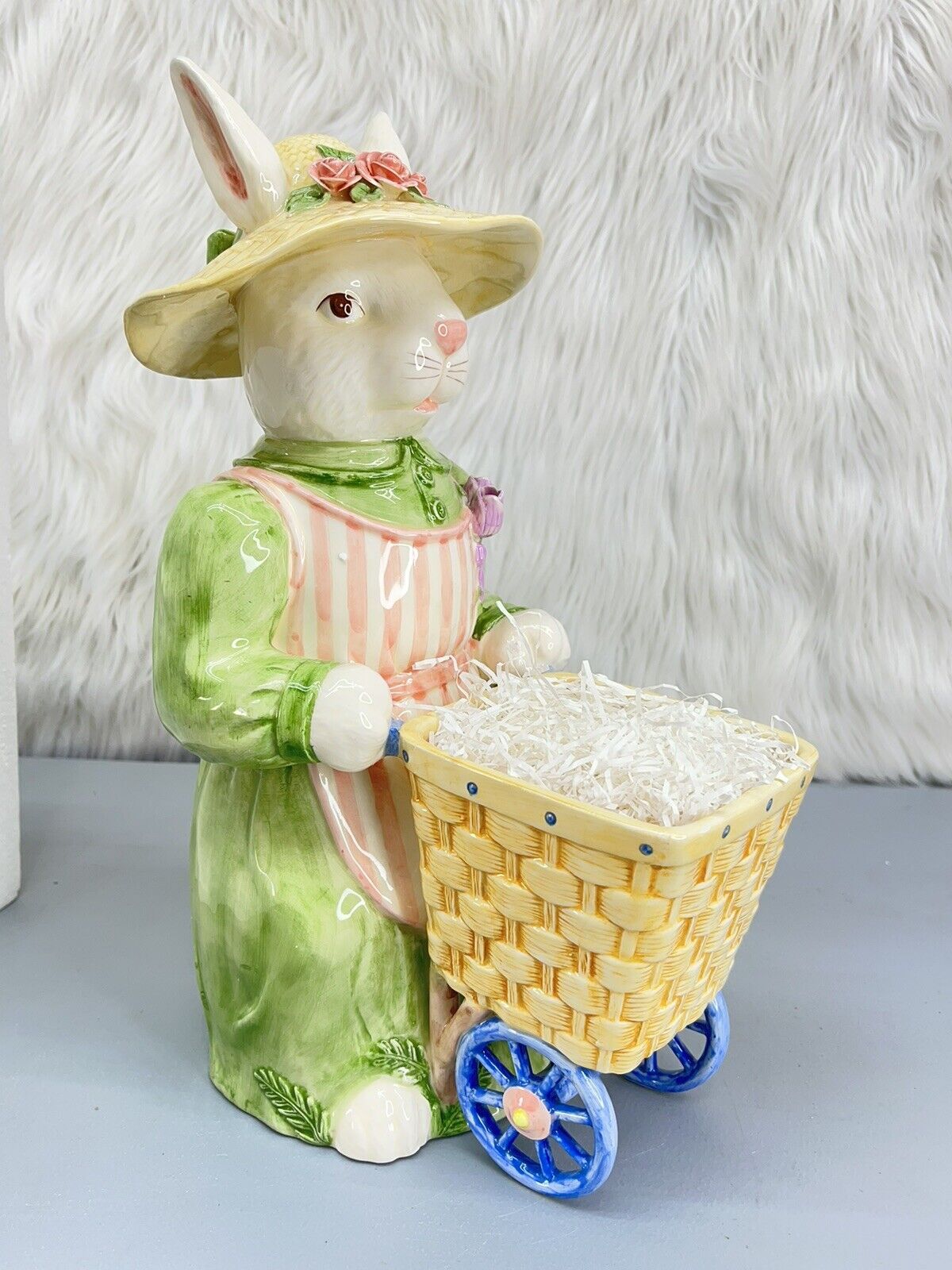 Mud Pie 2001 ceramic bunny basket Easter decor