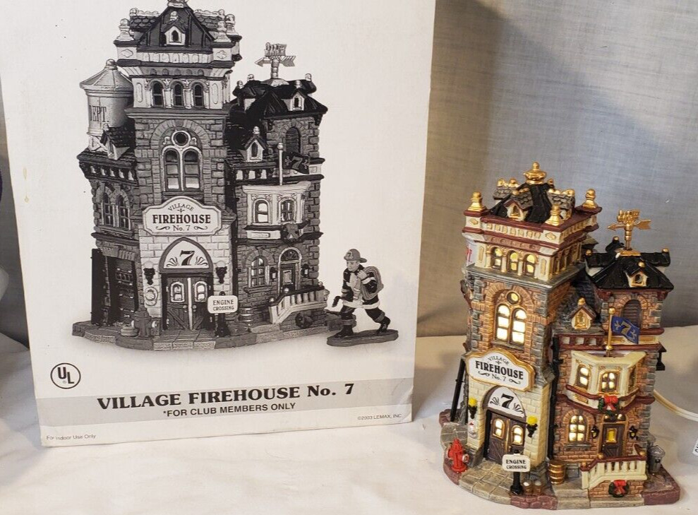 2003 Lemax Collectors Club Members Only FIREHOUSE NO 7 Village #35921 Box & Cord
