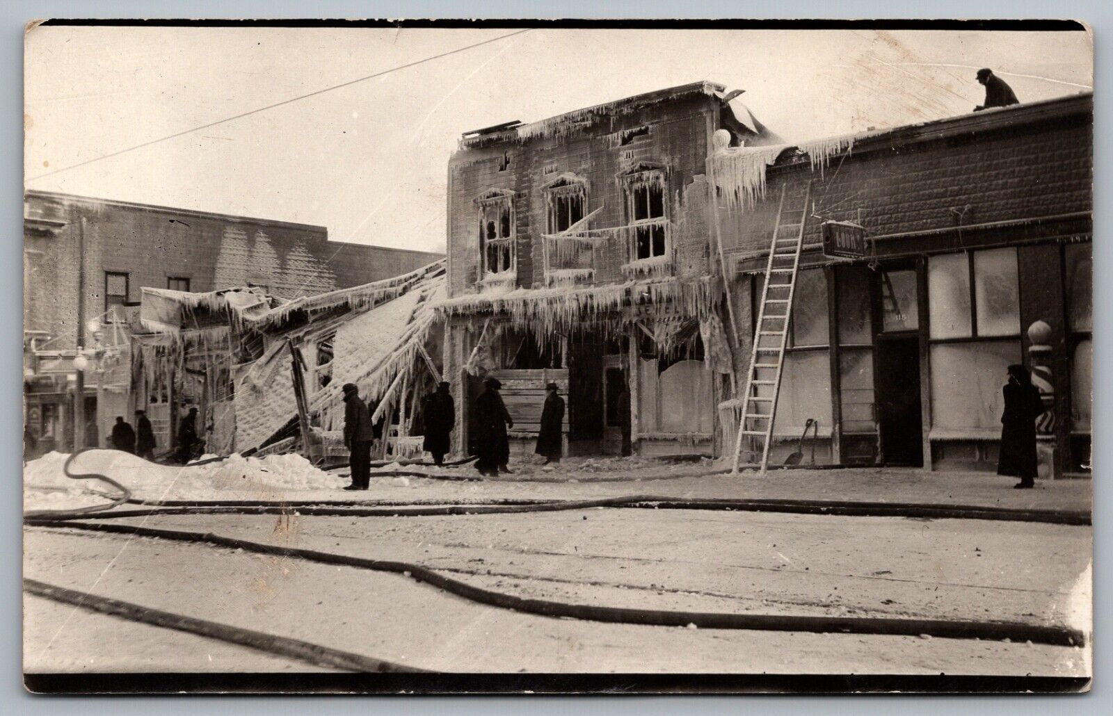 Postcard RPPC, A Fire Destroyed The Building, Winter, Ice, People, Street View