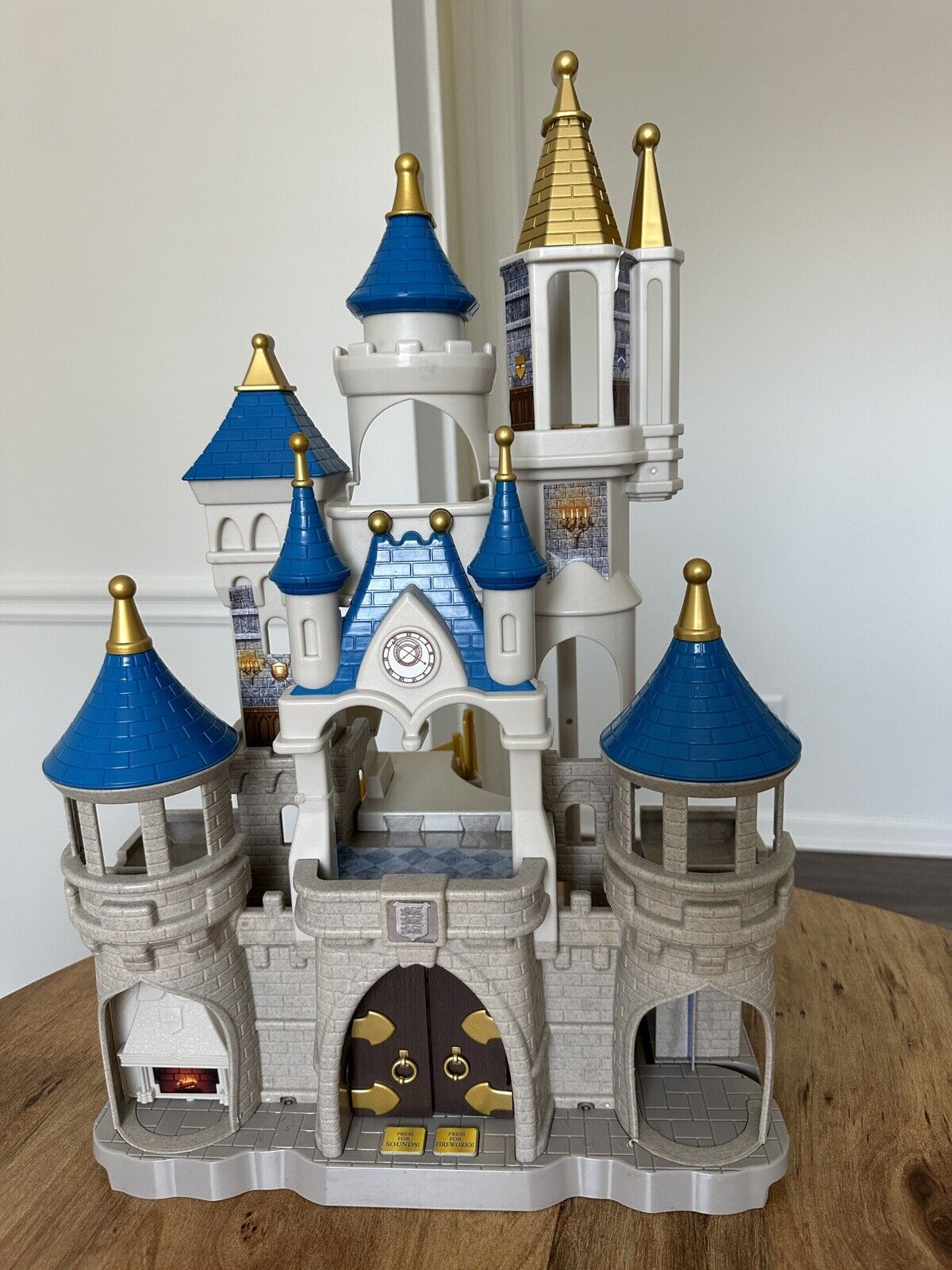 Disney Theme Park Cinderella Castle Playset Sounds Fireworks - Works -