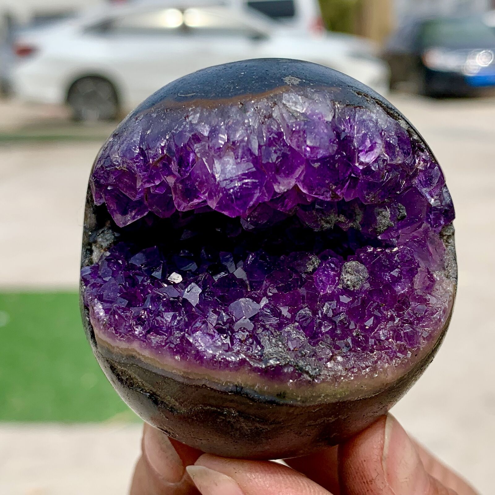 213G Natural Uruguayan Amethyst Quartz crystal open smile ball therapy