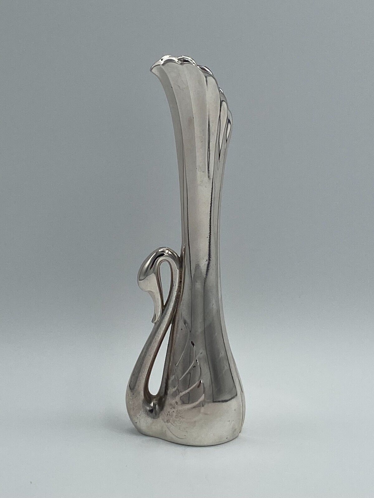 Silver Art Deco Fluted Swan Bird Bud Posey Vase 7\